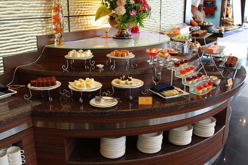 Grand Paragon Hotel Джохор Бахру Екстериор снимка