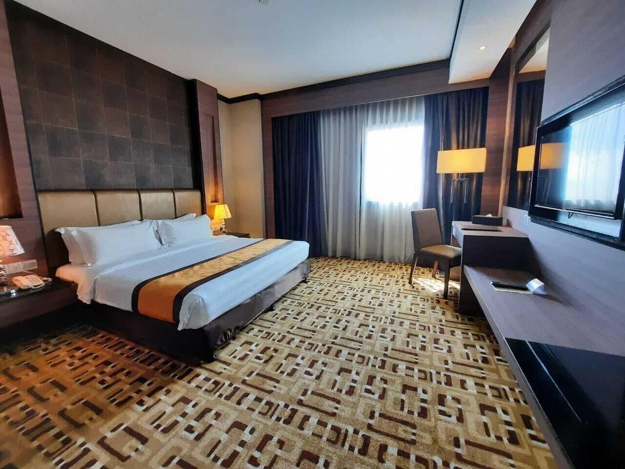 Grand Paragon Hotel Джохор Бахру Екстериор снимка