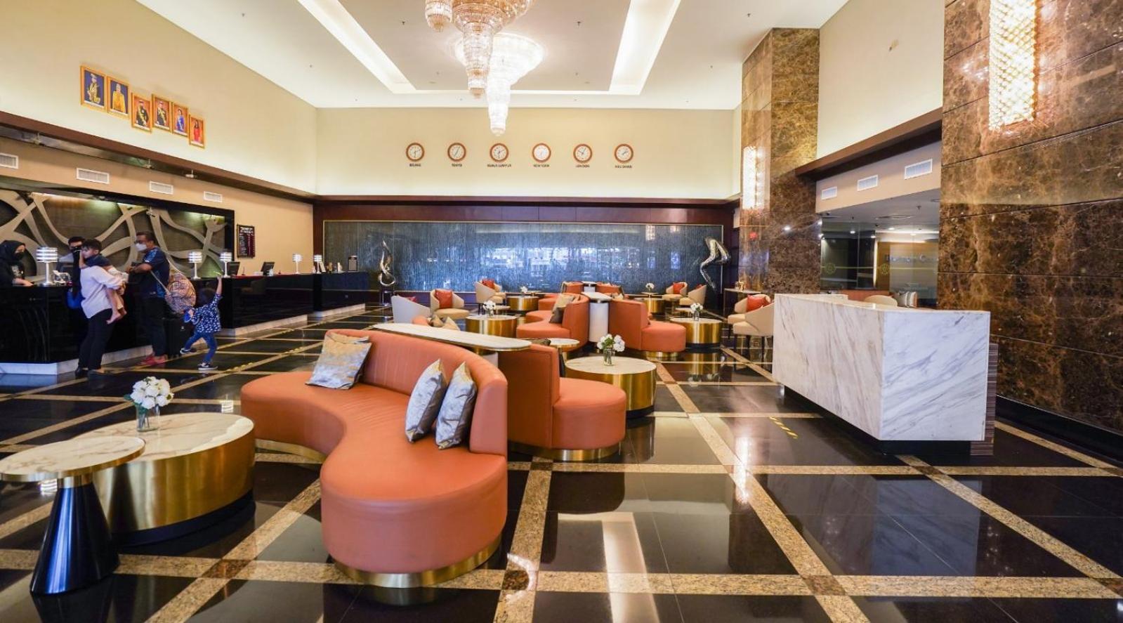 Grand Paragon Hotel Джохор Бахру Екстериор снимка