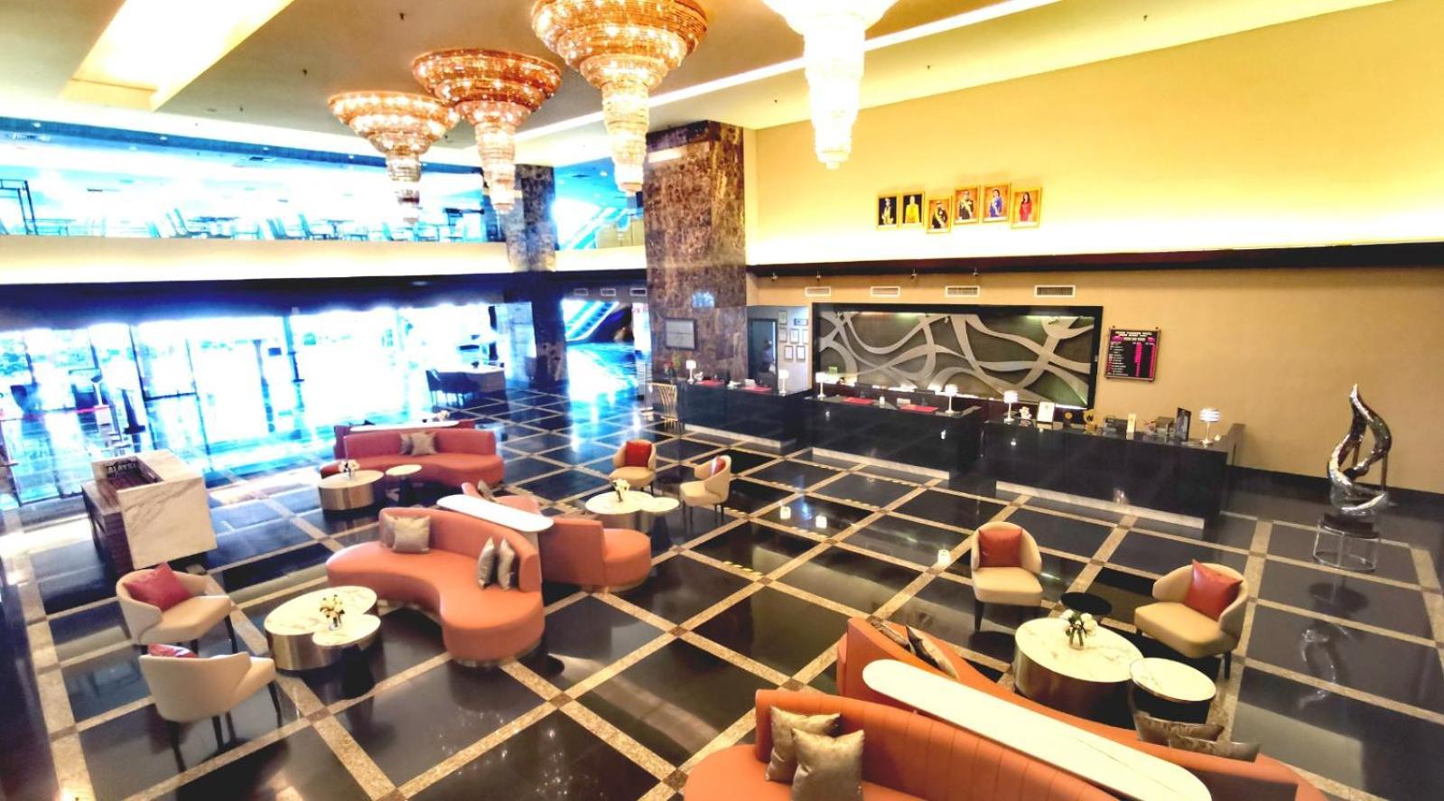Grand Paragon Hotel Джохор Бахру Екстериор снимка